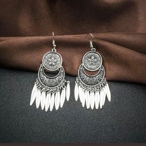 LAST CHANCE Vintage round tassel dangle hook